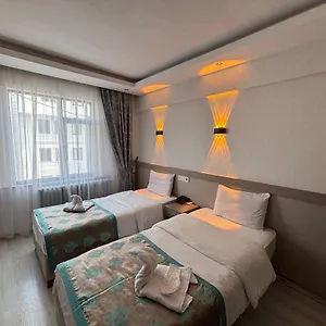 Fly Otel